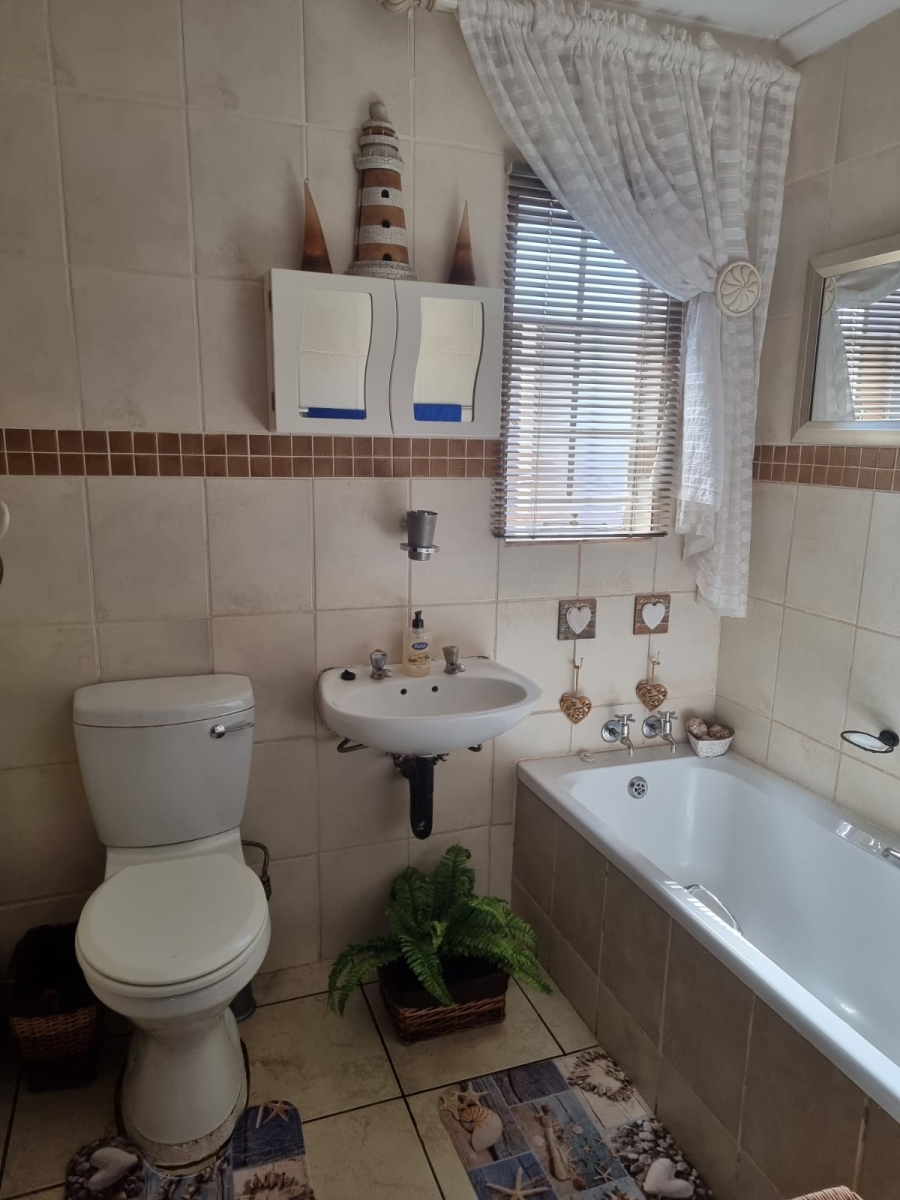 3 Bedroom Property for Sale in Kathu Northern Cape